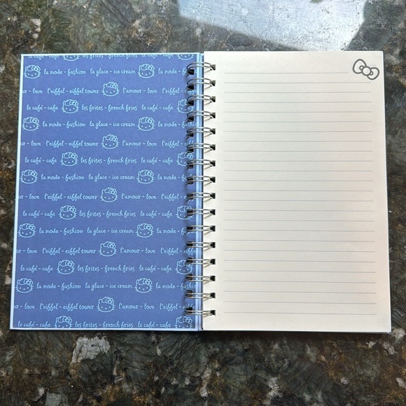 Hello Kitty Bundle Note Pad & Desk Pad - Picture 3 of 5